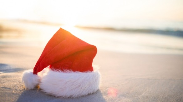 santa hat on topsail beach | Coastline Realty Vacations